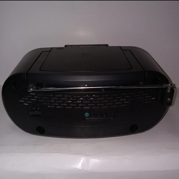 Sony CFD-S50 CD/Line-in Jack/Headphone Jack/Digital/CD-R Playback/MP3 CD - Picture 4 of 4